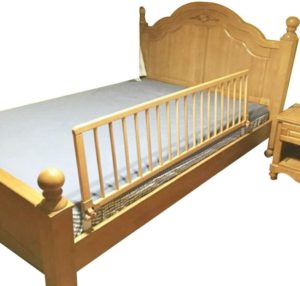 حاجز سرير اطفال خشب